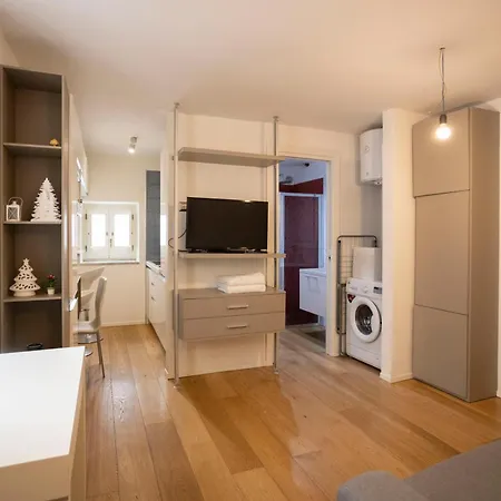 Qu4ttro I Domo House *