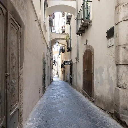 Qu4ttro I Domo House Apartamento *